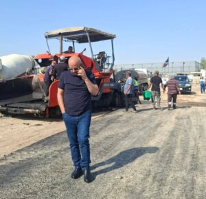 معاون مدير عام دائرة الأشغال و الصيانة العامة المهندس (على كنيهر)  يتفقد مشاريع الجهد الخدمي والهندسي في محافظة بغداد/جانب الرصافة