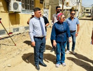 تستمر الكوادر الهندسية التابعة لدائرة الاشغال و الصيانة العامة بالاشراف و المراقبة و تطبيق المواصفات الفنية و الهندسية المعتمدة على المشاريع