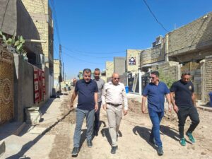 بغداد /جانب الرصاافه معاون مدير عام دائرة الأشغال و الصيانة العامة المهندس (على كنيهر) يتفقد مشاريع الجهد الخدمي والهندسي