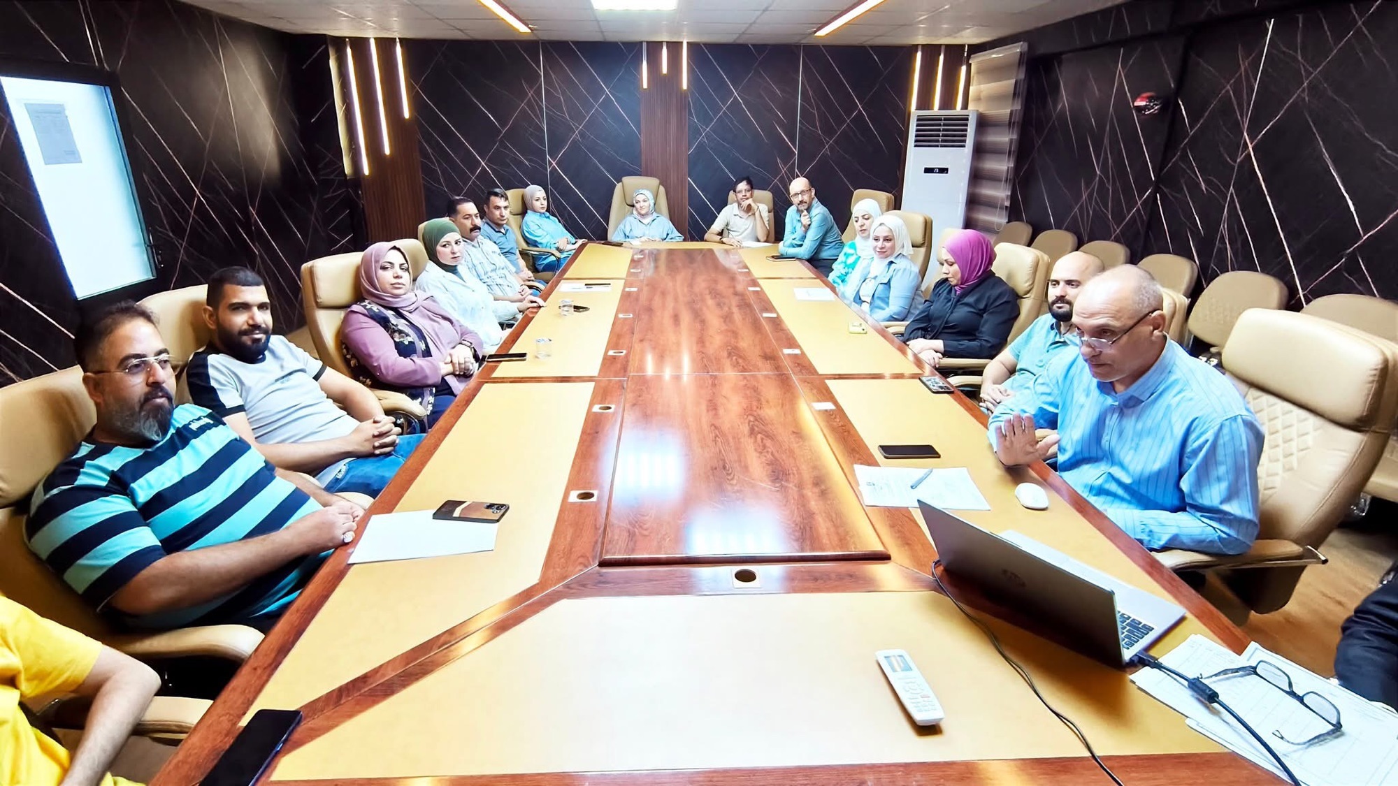 You are currently viewing اقيمت الورشة على قاعة الاجتماعات اليوم الثلاثاء الموافق 2025/9/23 حاضر في الورشةمعاون رئيس مهندسين (هيثم خليل إبراهيم)