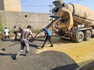 استمرار العمل للقرية العصرية لاعمال الجهد الخدمي والهندسي لمحافظة ذي قار و التي تشرف على تنفيذها الكوادر الهندسية التابعة لدائرة الاشغال والصيانة العامة